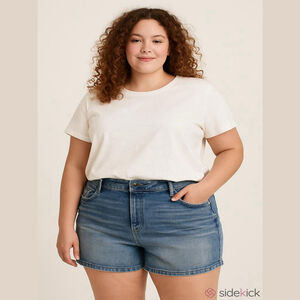 torrid feel the fit Denim Blue Women's Shorts size 26 NWT Karma Mini Hole